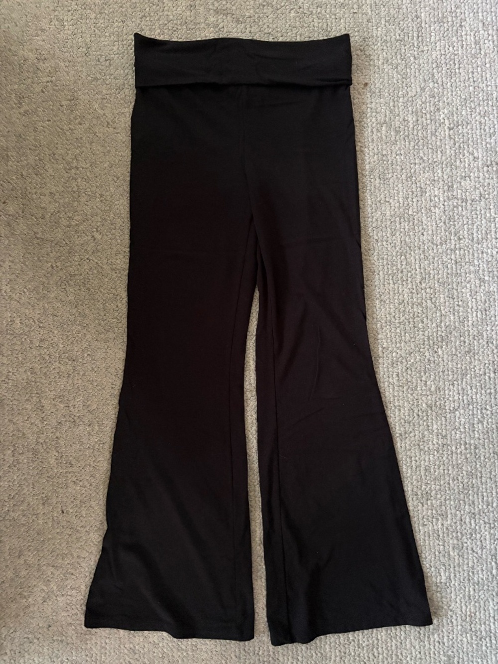 Black foldover flares by GapFit